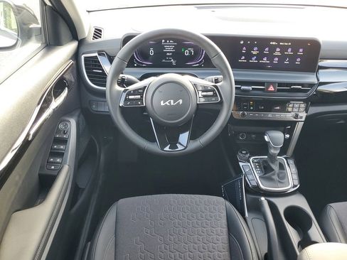 New 2026 Kia Seltos S image 24