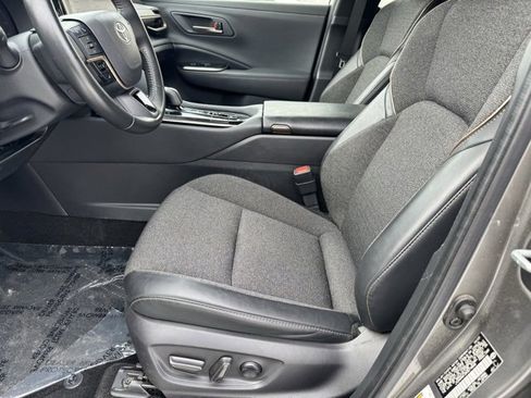 Used 2024 Toyota Crown XLE image 5