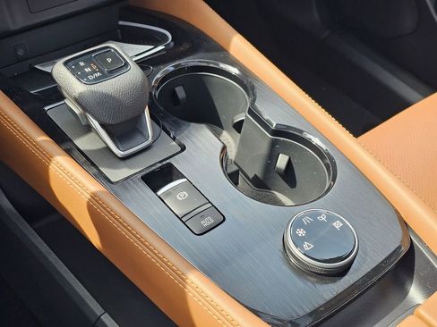 New 2026 Nissan Rogue Platinum w/ Platinum Premium Package image 18