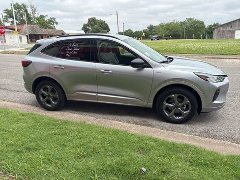 Used 2024 Ford Escape ST-Line AWD/4WD image 8