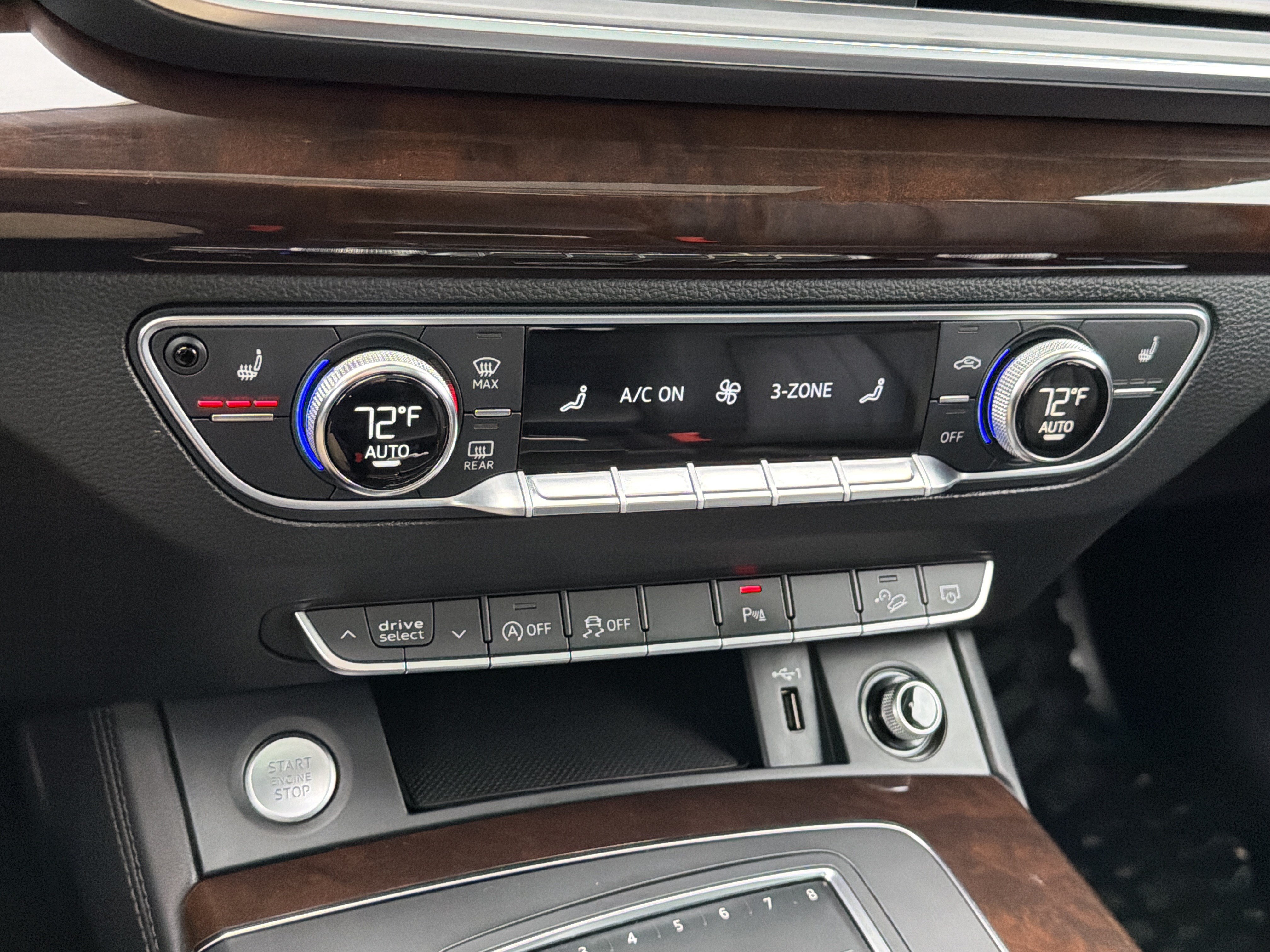 Used 2019 Audi Q5 2.0T Premium Plus w/ Premium Plus Package AWD/4WD image 24