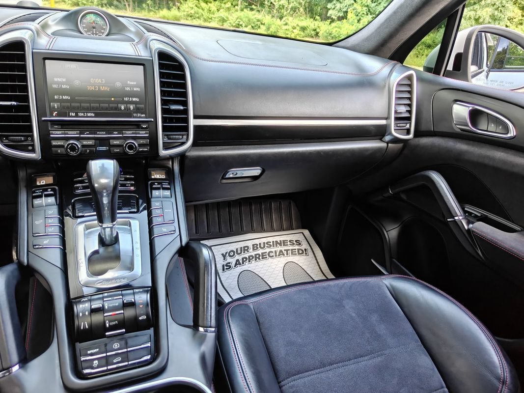 Used 2013 Porsche Cayenne GTS AWD/4WD image 17