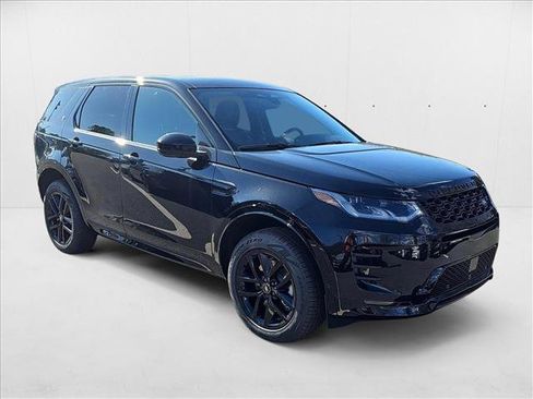 Used 2025 Land Rover Discovery Sport Dynamic SE image 3