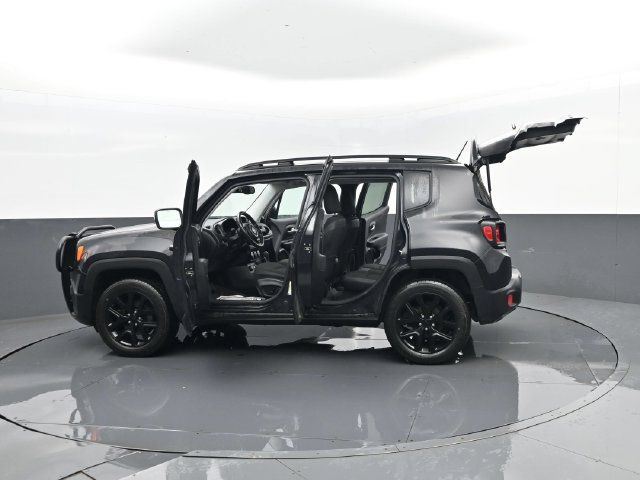 Used 2016 Jeep Renegade Latitude AWD/4WD image 29