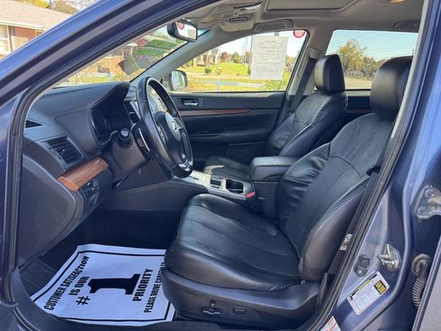 Used 2014 Subaru Outback 2.5i Limited AWD/4WD image 8