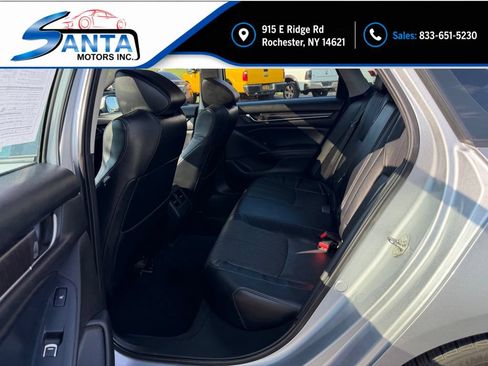Used 2018 Honda Accord Touring image 15
