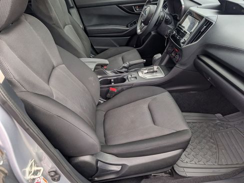 Used 2017 Subaru Impreza 2.0i Premium image 24