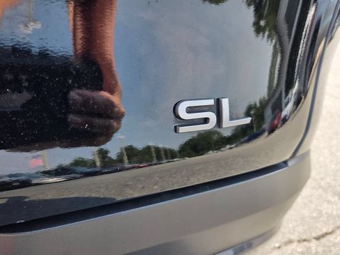 Used 2025 Nissan Murano SL AWD/4WD image 9