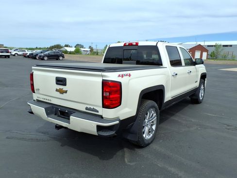 Used 2014 Chevrolet Silverado 1500 High Country w/ High Country Premium Package AWD/4WD image 6