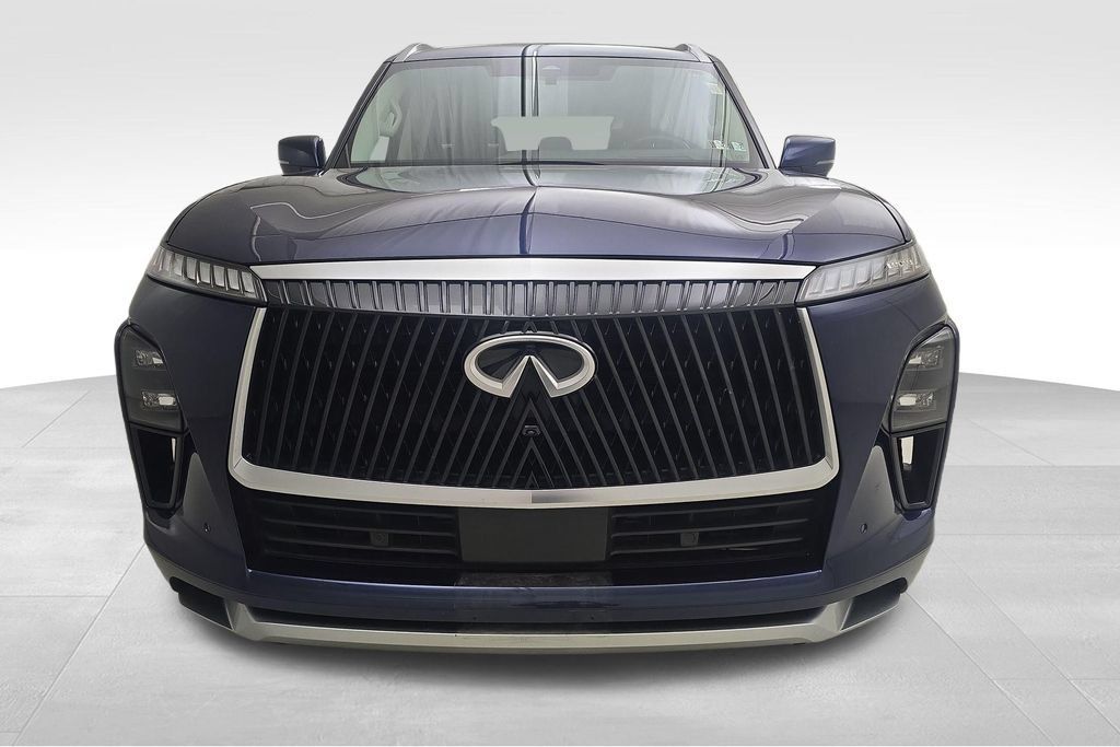 Used 2025 INFINITI QX80 Sensory AWD/4WD image 3