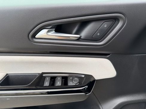 Used 2024 Honda Prologue EX image 38
