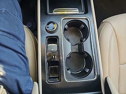 Used 2020 Lincoln Corsair FWD w/ Equipment Group 101A image 22