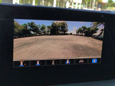 Used 2026 Buick Encore GX Avenir w/ Avenir Technology Package FWD image 20