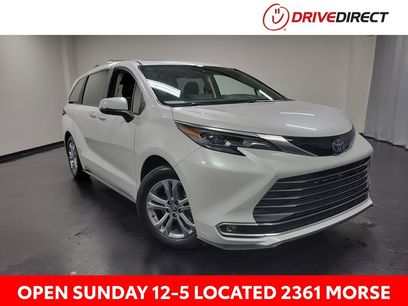 Used 2024 Toyota Sienna Platinum