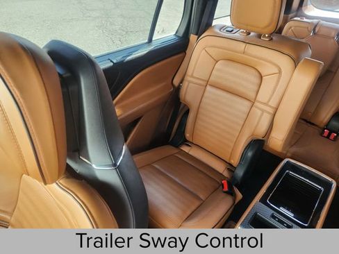 Certified 2023 Lincoln Aviator Black Label w/ Dynamic Handling Package AWD/4WD image 16