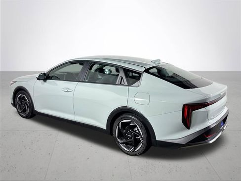Certified 2025 Kia K4 EX image 8