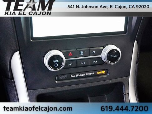 Used 2023 Ford Edge SEL image 28