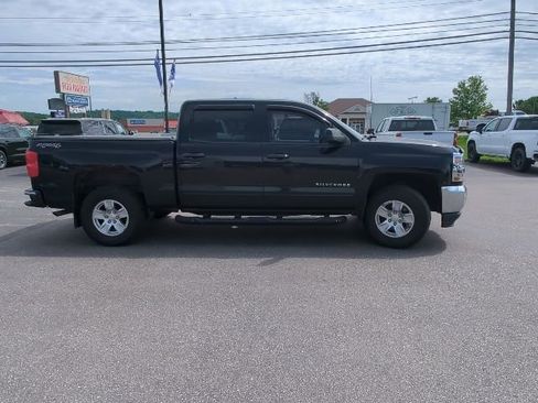 Used 2017 Chevrolet Silverado 1500 LT w/ All Star Edition AWD/4WD image 25