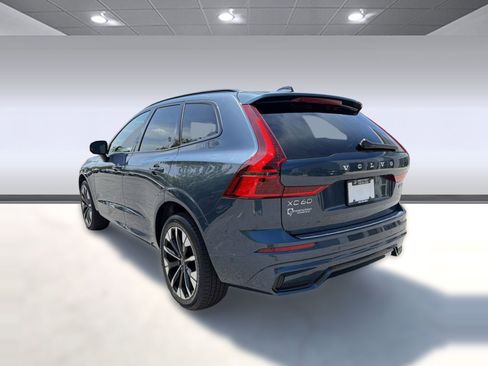 New 2026 Volvo XC60 B5 Plus w/ Climate Package image 3