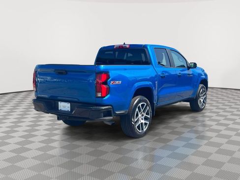 Used 2023 Chevrolet Colorado Z71 w/ Z71 Convenience Package 2 AWD/4WD image 5