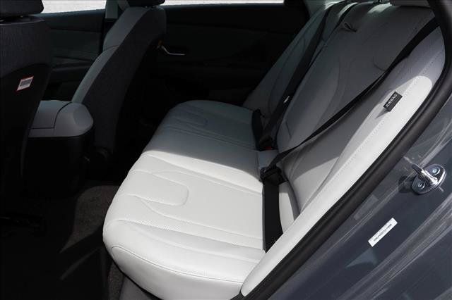 Certified 2026 Hyundai Elantra Limited FWD image 24