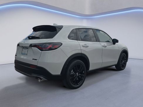 New 2027 Honda HR-V Sport image 6