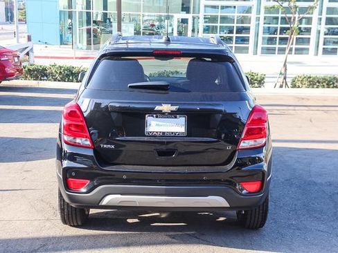Used 2019 Chevrolet Trax LT w/ Driver Confidence Package FWD image 6