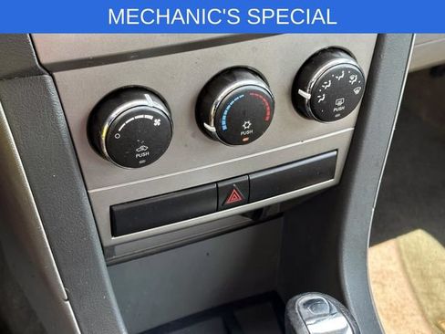 Used 2008 Dodge Avenger SE FWD image 21