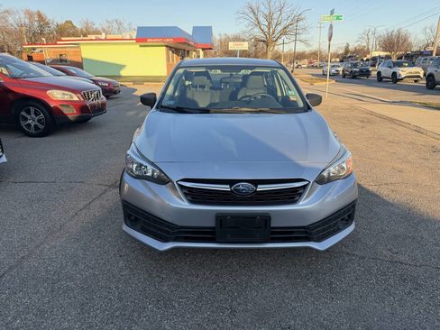 Used 2020 Subaru Impreza 2.0i image 3