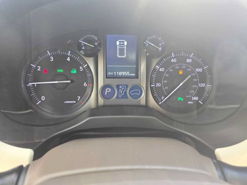 Used 2018 Lexus GX 460 Premium AWD/4WD image 26