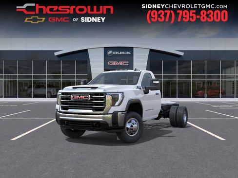 New 2026 GMC Sierra 3500 Pro w/ Fleet Convenience Package AWD/4WD image 8
