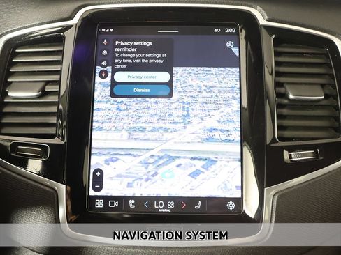 Used 2024 Volvo XC90 B6 Plus w/ Protection Package Premier AWD/4WD image 3