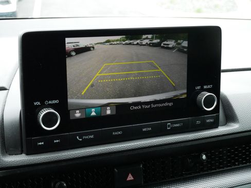 Used 2024 Honda CR-V LX image 29