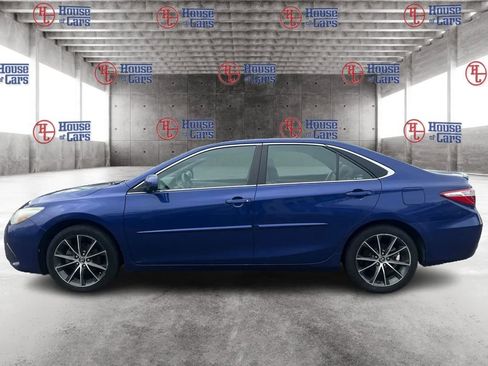 Used 2015 Toyota Camry XSE w/ Moonroof Package FWD image 8