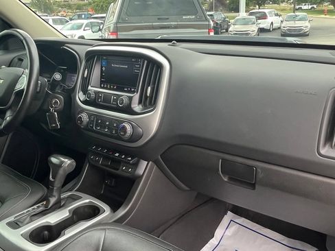Used 2020 Chevrolet Colorado ZR2 w/ Colorado ZR2 Bison Edition AWD/4WD image 23
