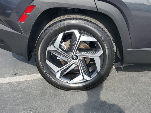 Used 2022 Hyundai Tucson Limited w/ Cargo Package image 7