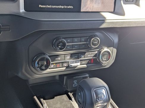 New 2025 Ford Bronco Outer Banks image 19