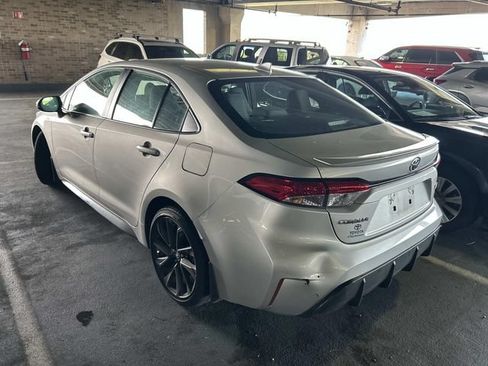 Used 2025 Toyota Corolla SE FWD image 2