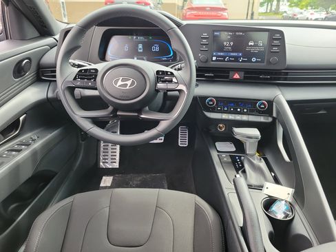 New 2026 Hyundai Elantra Sport FWD image 10