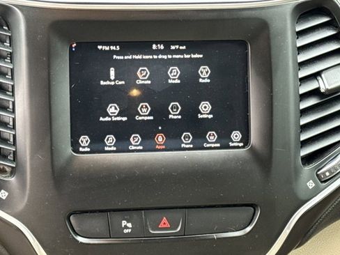 Used 2020 Jeep Cherokee Latitude image 19