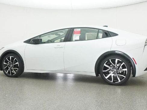 New 2026 Toyota Prius Plug-In Hybrid image 12