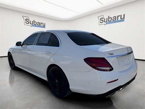 Used 2018 Mercedes-Benz E 300 4MATIC image 5