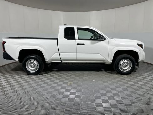 Used 2024 Toyota Tacoma SR RWD image 9