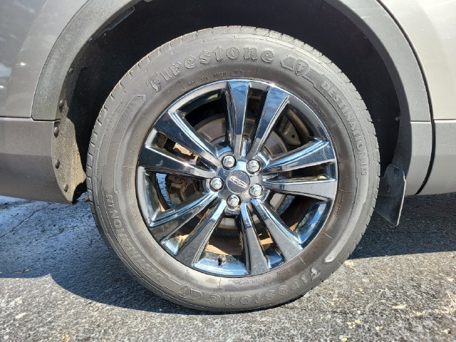 Used 2016 Lincoln MKX Select w/ Select Plus Package AWD/4WD image 30