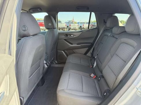 Used 2026 Chevrolet Equinox LT AWD/4WD image 12