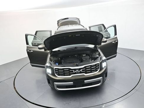 Used 2023 Kia Telluride S FWD image 26