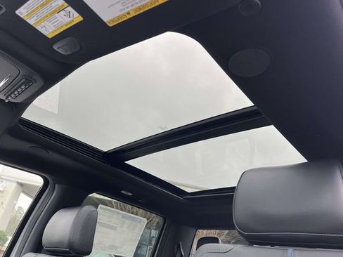 New 2026 Ford F250 Platinum image 14