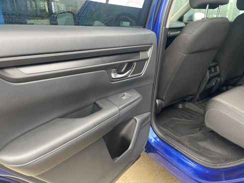 Used 2023 Honda CR-V LX image 11