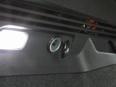 New 2025 Volkswagen ID.4 Pro S image 23