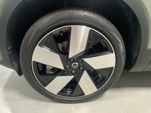 Used 2023 Volvo C40 P8 Recharge Plus w/ Climate Package AWD/4WD image 5